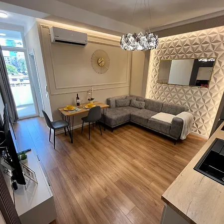 Center Cozy Apartment *